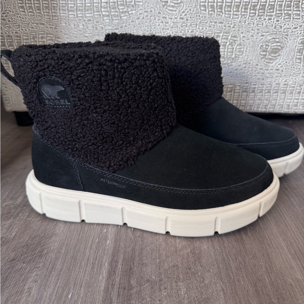 Sorel Explorer III Black Winter Boots